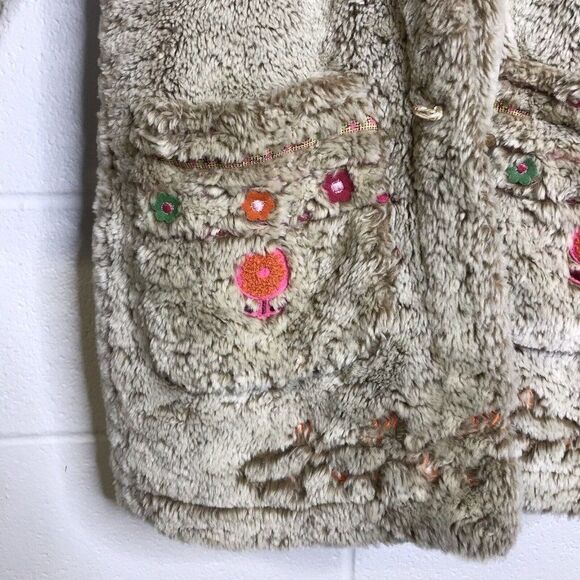 Oilily Girls Long Sherpa Coat Hooded Full Zip Embroidered Ribbons Size 140 10Y - Picture 8 of 12